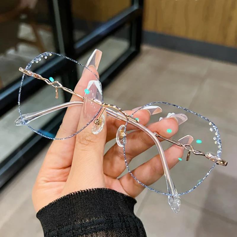 Geometric Glasses